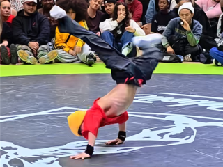 自古英雄出少年！13岁中国小孩哥夺得世界街舞冠军 ！