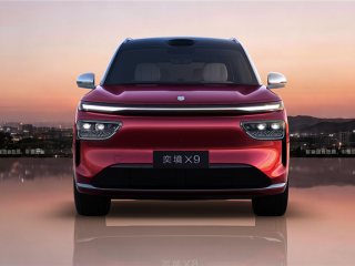 用上保时捷同款盾牌车标 东风奕境X9亮相：全身都是华为黑科技 ！