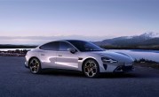 雷军微博调研50万内最好看轿车！为了公平小米SU7不参与 ！