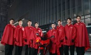 京东：为全职骑手免费配置红斗篷雨衣 恶劣天气超时免罚 !
