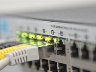 节省15亿元！韩国三大运营商：用户达到流量上限后能继续用基本数据服务、不多收费 ！