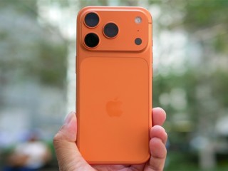 爱马仕橙谢幕！iPhone 18 Pro新配色偷跑：名为深樱桃色 ！