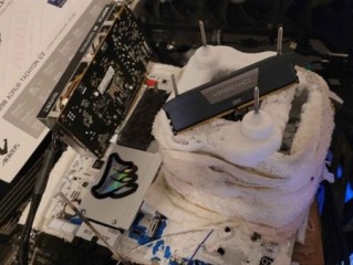  DDR5超频世界纪录迈出一大步！达到惊人13153MT/s !