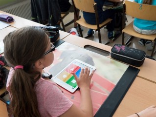 离大谱！美国政府：剥夺哈佛大学招收国际学生资格 在读留学生必须转学 ！