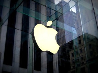 乔布斯当年的梦想成真！20周年版iPhone或成苹果首款曲面机：采用环绕式玻璃 !