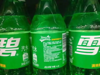 雪碧悄悄换了配方?售后人员回应：配方并非是近期改动 ！
