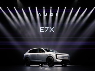 全系标配900V高压超充平台 上汽奥迪E7X预售：28.98万起 ！