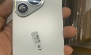 华为P70标准版后盖图首曝！行业独创三角形模组辨识度极高 ！