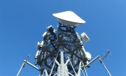 我国5G基站总数已达391.7万个：仅半年净增54万个 ！