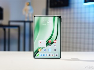 华为MatePad Mini真机对比iPad mini：屏幕碾压 不像一个时代的产物 !