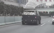 鸿蒙智行尊界MPV路试谍照曝光！延续家族设计 对标雷尔法 ！