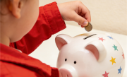 节后迎“压岁钱”存款高峰 银行争夺儿童赛道 ！
