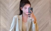 中秋节孟羽童和董明珠互发可爱表情包：沟通很轻松 !