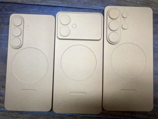 三星Galaxy S26系列原型机曝光：撞脸iPhone 17 Pro !
