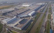 特斯拉上海超级工厂第300万辆整车下线：中国造供应全球半数市场 ！