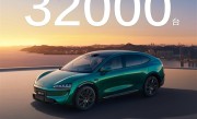增程、纯电同价爆单！新款智界R7/S7上市36天 大定32000台 !