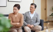 金鼎尚存丹已化，诸父双飞秉大钧打一最佳接近生肖，猜解一词语剖析解释作答