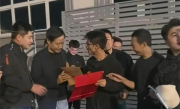 真BOSS直聘！小伙看见雷军直接投上简历 ！