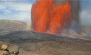 夏威夷基拉韦火山喷发 岩浆飞到300米高空！比特效还震撼 ！