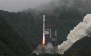 长二丁火箭百发百胜！试验三十号卫星01、02星成功入轨 !