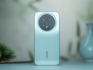荣耀MagicOS 10开启升级尝鲜：荣耀Magic7系列率先升级 !
