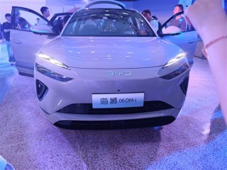 满油满电续航超1600km 比亚迪全新海狮06上市：13.98万起 ！