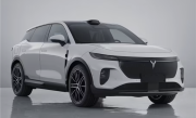 提供单/双电机版本可选：岚图全新纯电SUV发起申报 ！