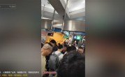 人在工位心已飞走 网友：今天只有一个状态 等放假 !