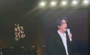 韩红演唱会嘉宾是薛之谦：两人合唱了《演员》和《小尖尖》 ！