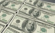 政府继续停摆！美国国债又创纪录 总额首次超过了38万亿美元：人均负债近80万元 !