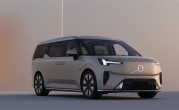 售81.8万 沃尔沃首款纯电MPV EM90上市 极氪销售：可以找我买009了吗？