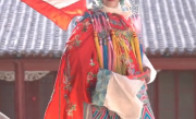 抖音645万粉丝网红开封王婆“变身”穆桂英！网友点赞英姿飒爽 威武霸气 ！