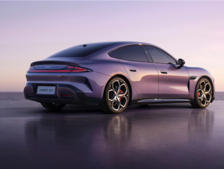 新一代小米SU7完美通过三元锂高温针刺试验：55℃满电针刺 比新国标更严 ！