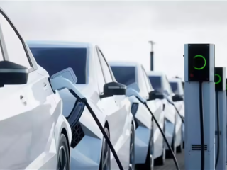 欧盟拟放弃2035年燃油车禁令 只因“卷”不过特斯拉和比亚迪 ！