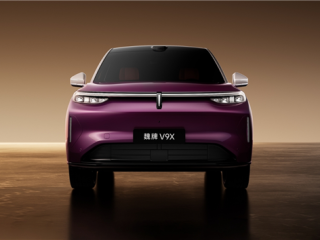 长城AI豪华旗舰大六座 魏牌V9X预售：37.18万起 !