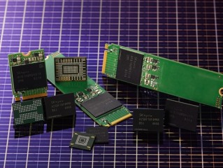 NAND闪存暴涨50%引发连锁涨价潮！ 