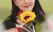 周海媚母亲悼念女儿:家人以你为荣，希望你到了另一个世界会继续快乐 ！