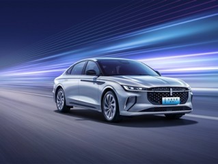 中国谁在买豪车！林肯高管：中国豪华车用户比欧美年轻20岁 !