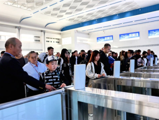 最低4折！1300多趟高铁车票价大优惠了 !