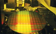 台积电加速推进埃米时代：明年量产2nm、2028年投产1.4nm ！