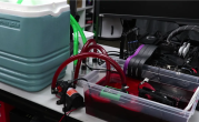 GTX 1060浸在变速箱油中超频！性能飙增16%：拿下Firestrike全球第一 !