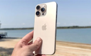AppleIntelligence来了！iPhone 15 Pro/16系列本月升级：国行版无缘 ！